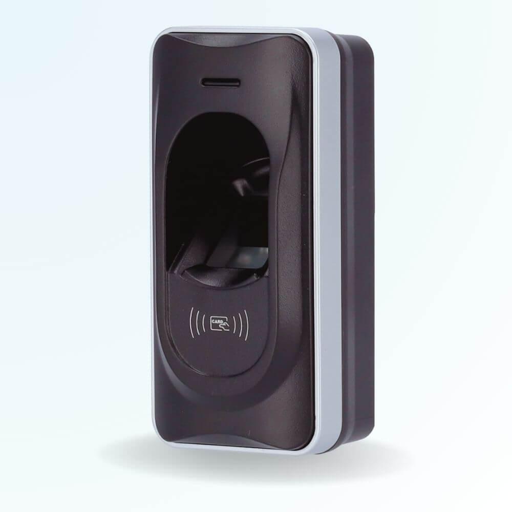 Lecteur biométrique pour contrôle d'accès avec lecteur de cartes