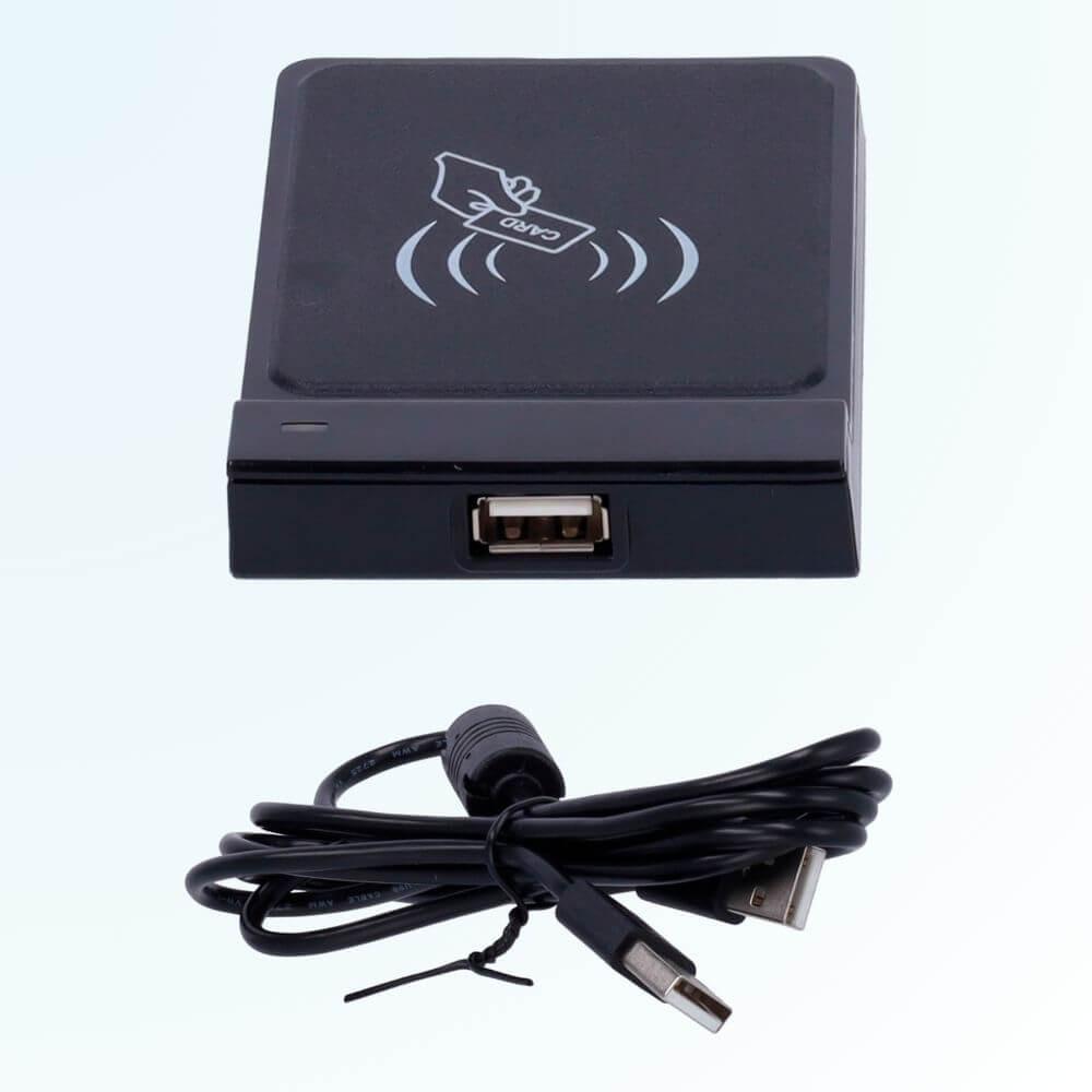 Lecteur de cartes et badges pour PC