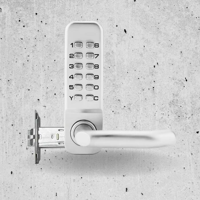 Serrures m&eacute;caniques &agrave; code et p&ecirc;ne